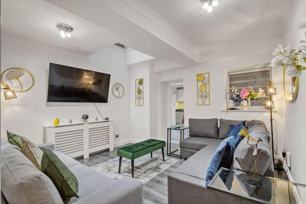 Luxury Oasis Apartment London Exterior photo