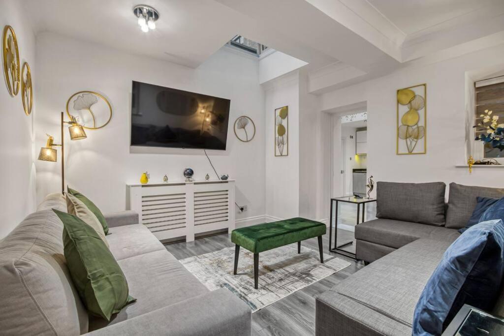 Luxury Oasis Apartment London Exterior photo